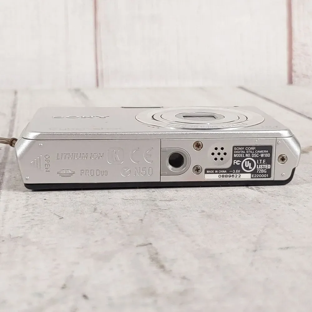 Sony Cyber-shot DSC-W180 Digital Camera 10.1 MP 3x Optical Zoom - TESTED WORKING